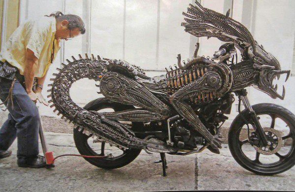alien-motorcycle