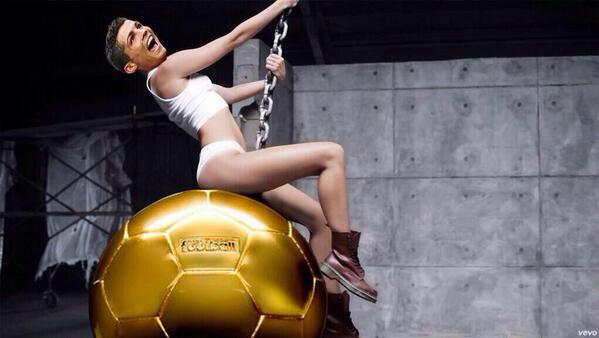 Cristiano Ronaldo Balón de Oro para el LLorón de Oro