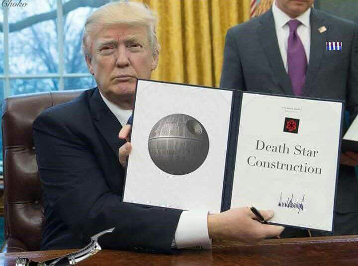 DOnald Trump construye la Estrella de la Muerte